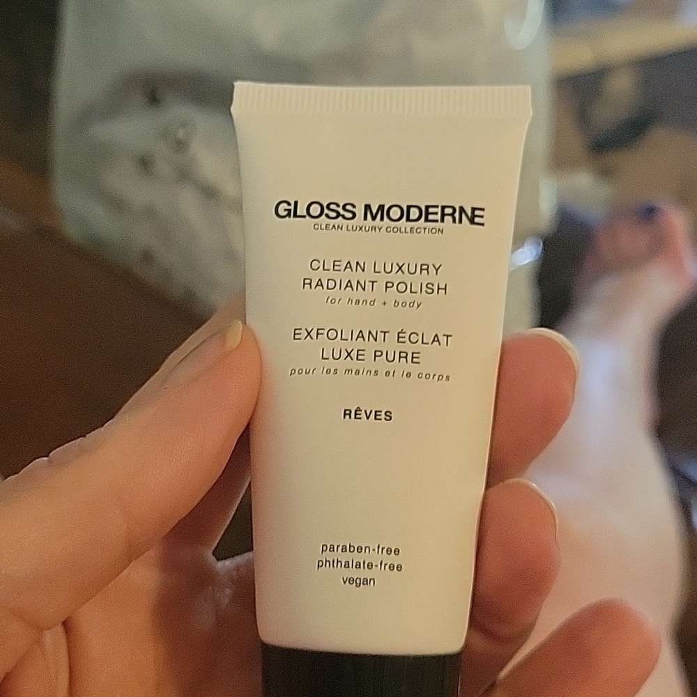 Gloss Moderne Clean Luxury Radoant Polish Hand & Body 0.7oz